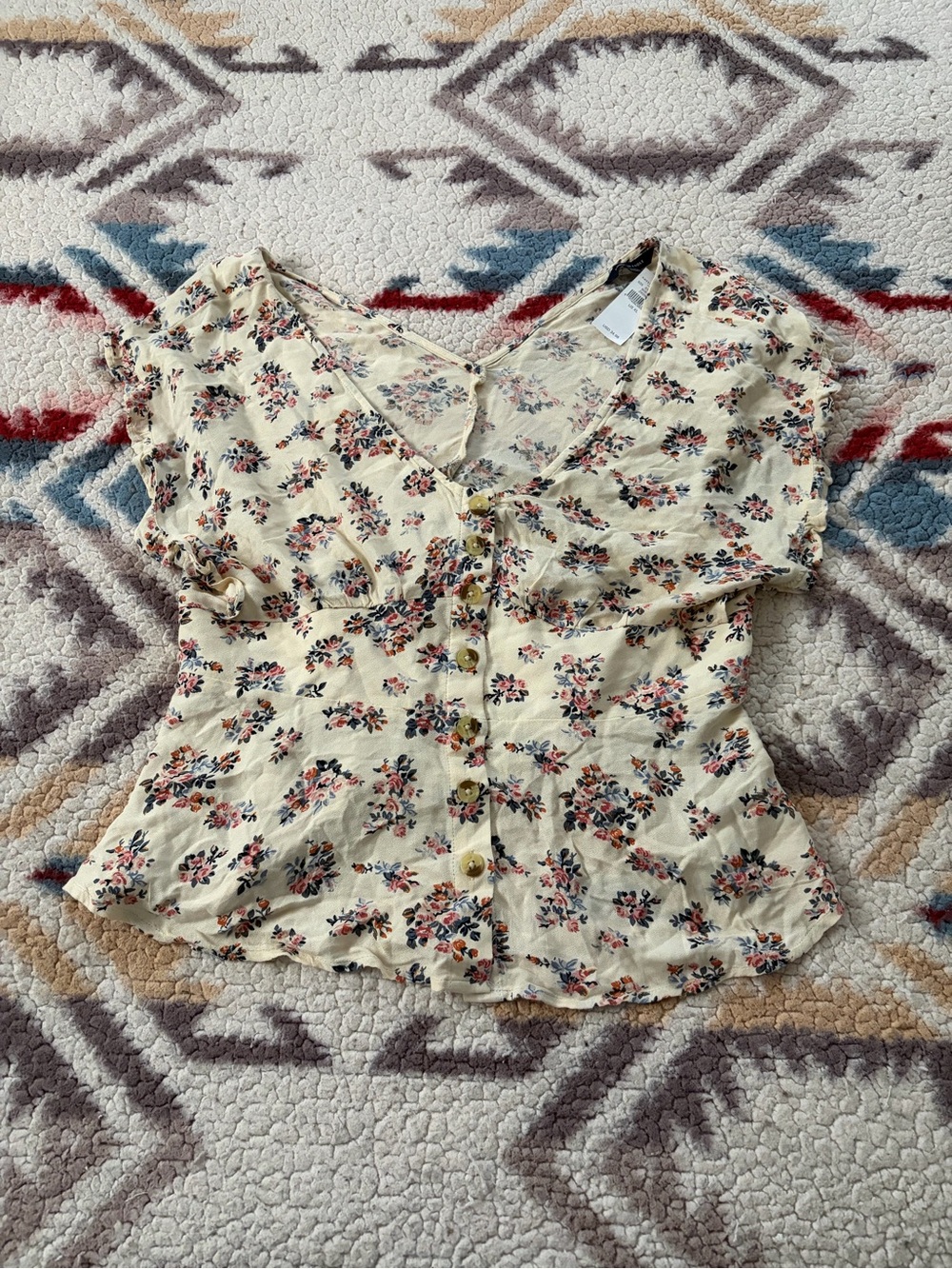 AE Floral Peplum Top ✨NWT✨